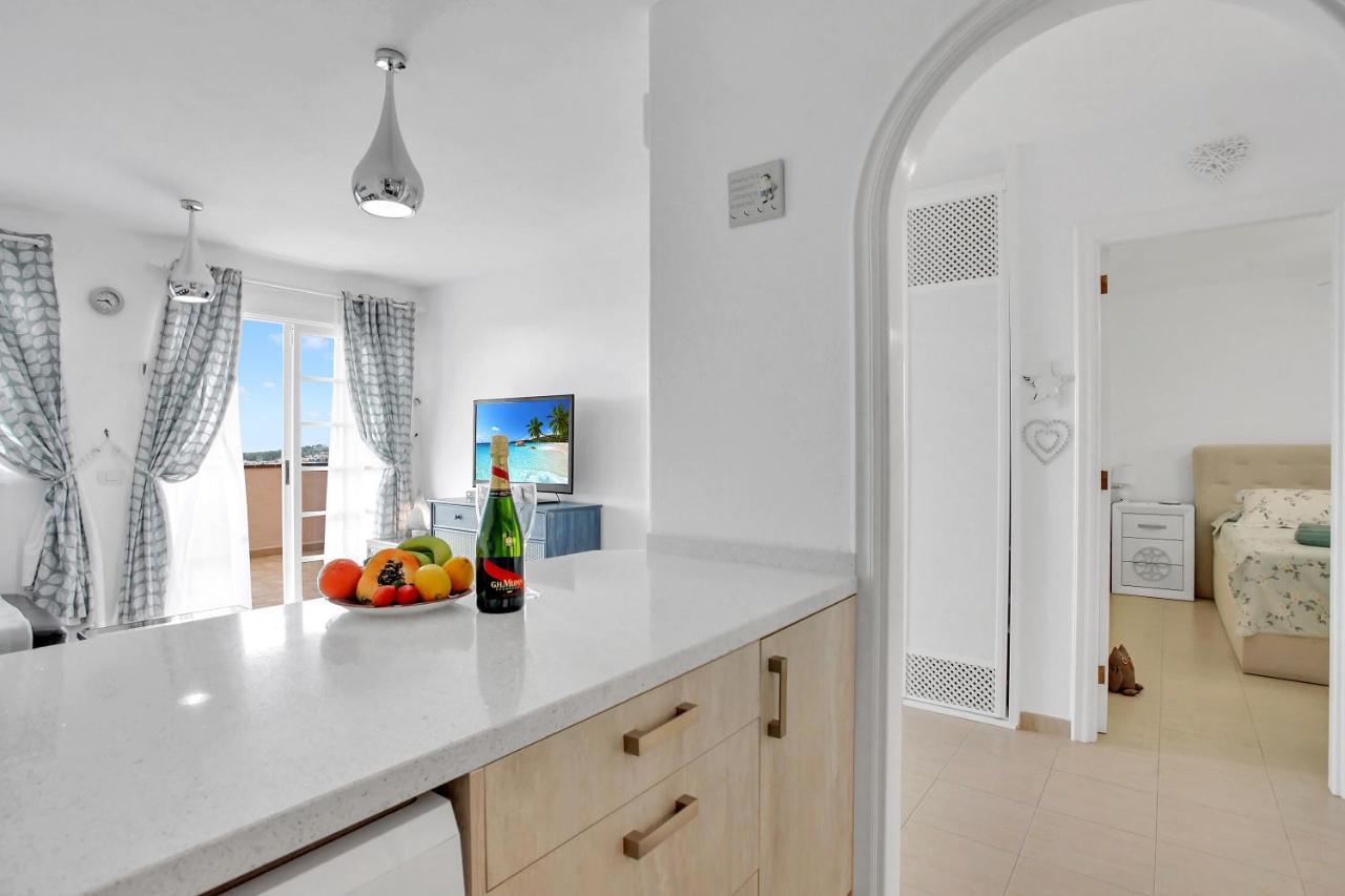 Top Floor, Sea View, Huge Terrace, Heated Pool, Garage Los Cristianos  Dış mekan fotoğraf