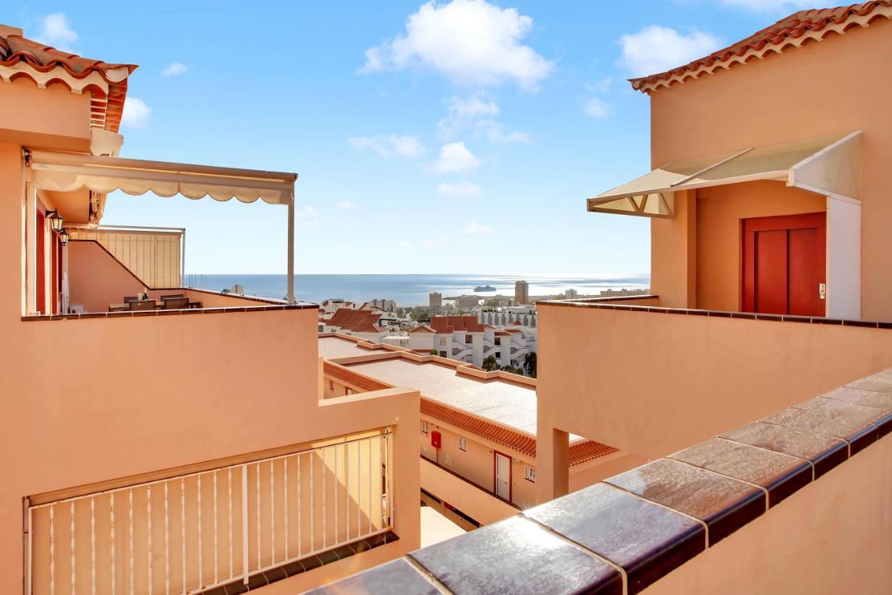 Top Floor, Sea View, Huge Terrace, Heated Pool, Garage Los Cristianos  Dış mekan fotoğraf