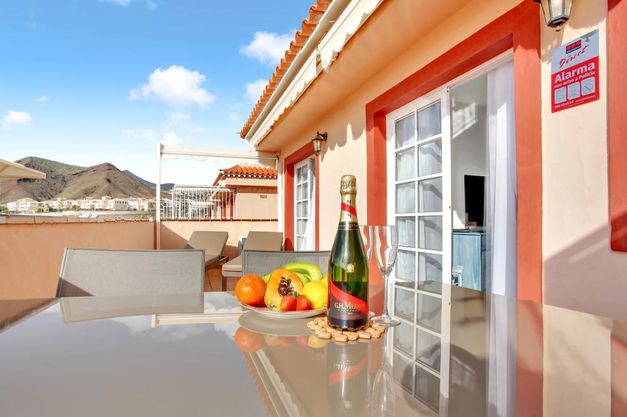 Top Floor, Sea View, Huge Terrace, Heated Pool, Garage Los Cristianos  Dış mekan fotoğraf