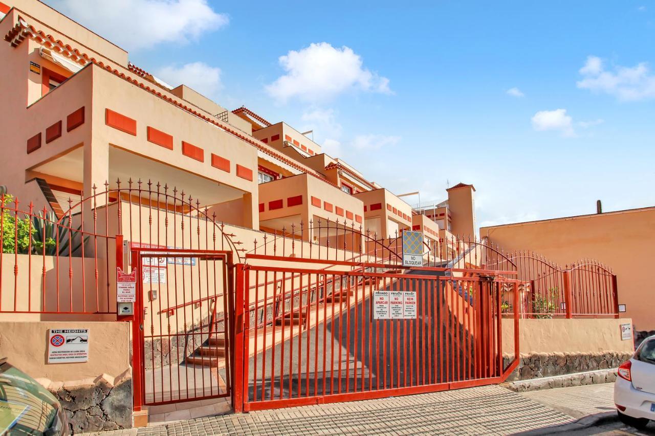 Top Floor, Sea View, Huge Terrace, Heated Pool, Garage Los Cristianos  Dış mekan fotoğraf